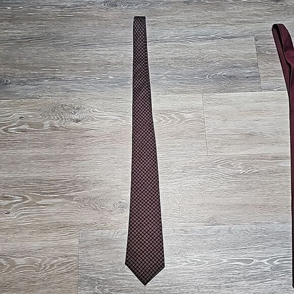 Hathaway tie 👔 - Picture 2 of 4